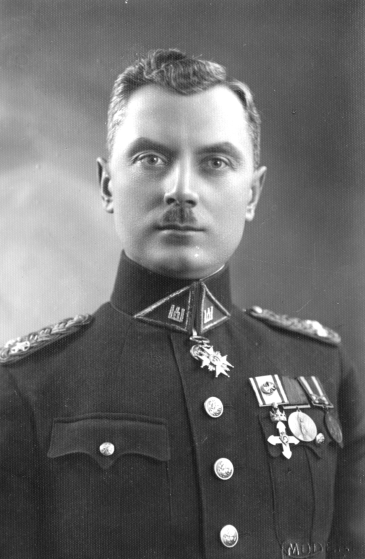Generolas majoras Jonas Juodiðius