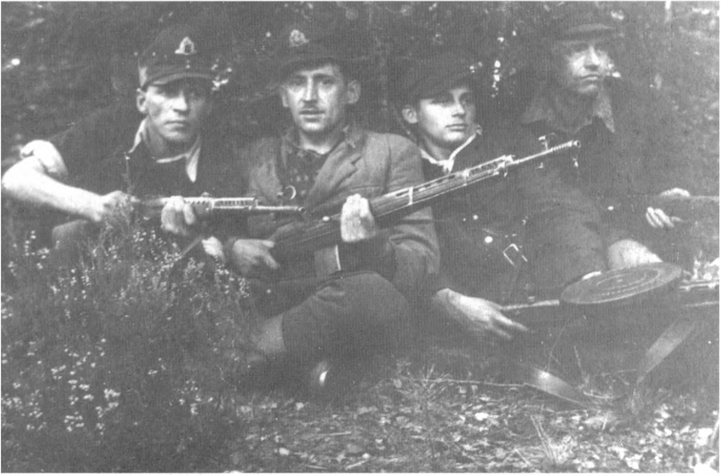 „Dūmo” būrio partizanai