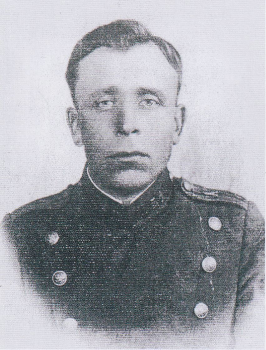 Aleksandras Barauskas Ūtos kaime (Varėnos raj.) pasienio posto sargybos&nbsp;viršininkas. Sovietinių kareivių klastingai&nbsp;ir žiauriai nužudytas 1940 06 15.