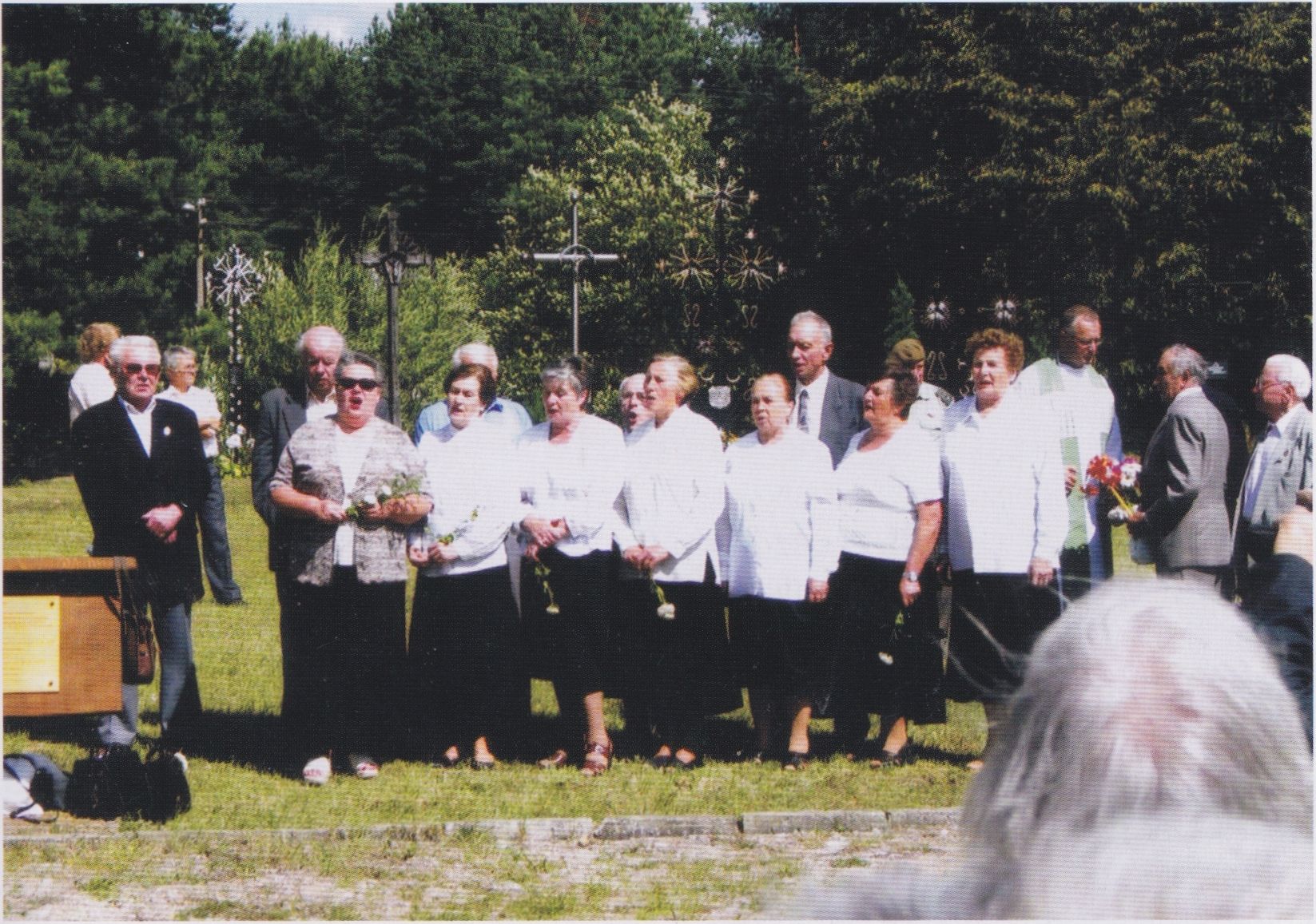 Merkinės kryžių kalnelis. Giesmės prie Juozo Vitkaus-Kazimieraičio koplytstulpio šventinimo proga. 2003 m.