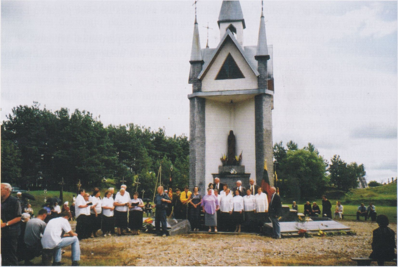 Merkinėje minint 60 m. nuo partizaninio karo prieš okupantus pradžios Dzūkijoje. 2004 m.