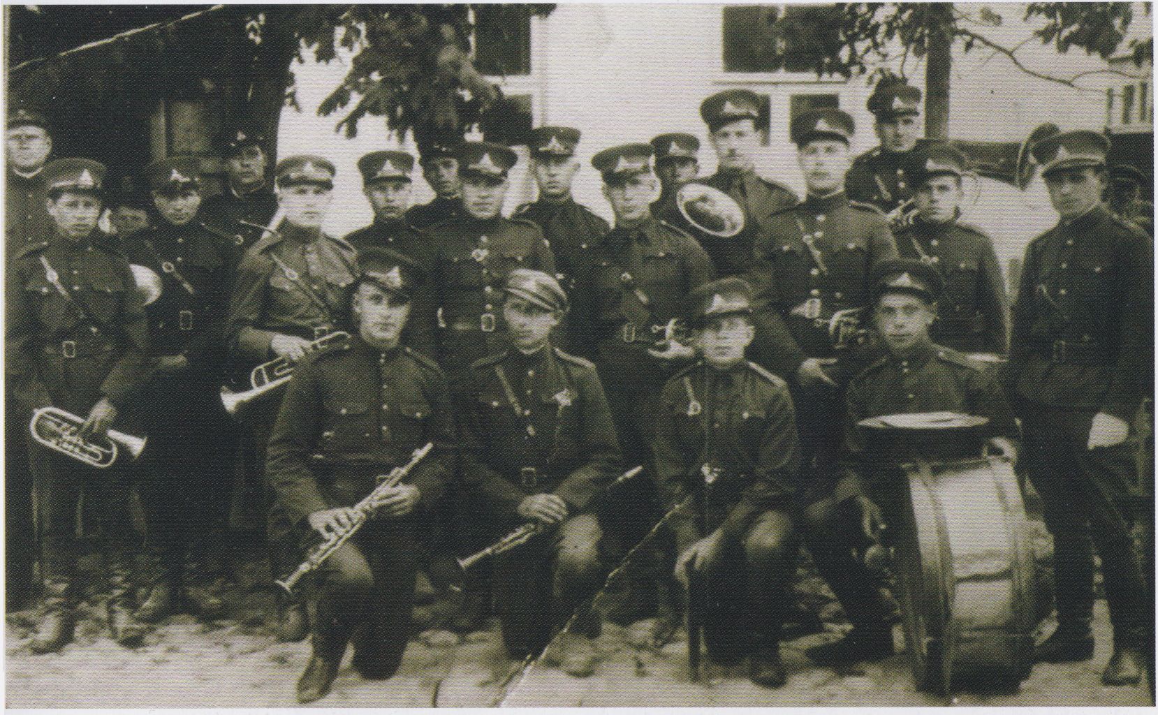 Varėnos šaulių būrio pučiamųjų instrumentų orkestras. 1930.....1940 m.