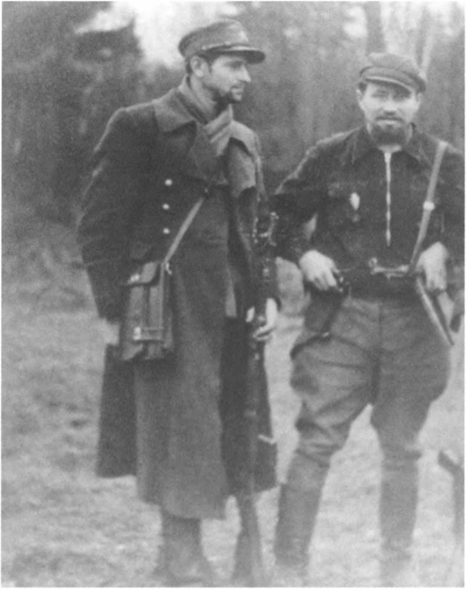 Albinas Burbulis-Ramūnas ir Alfonsas Smetona-Žygaudas