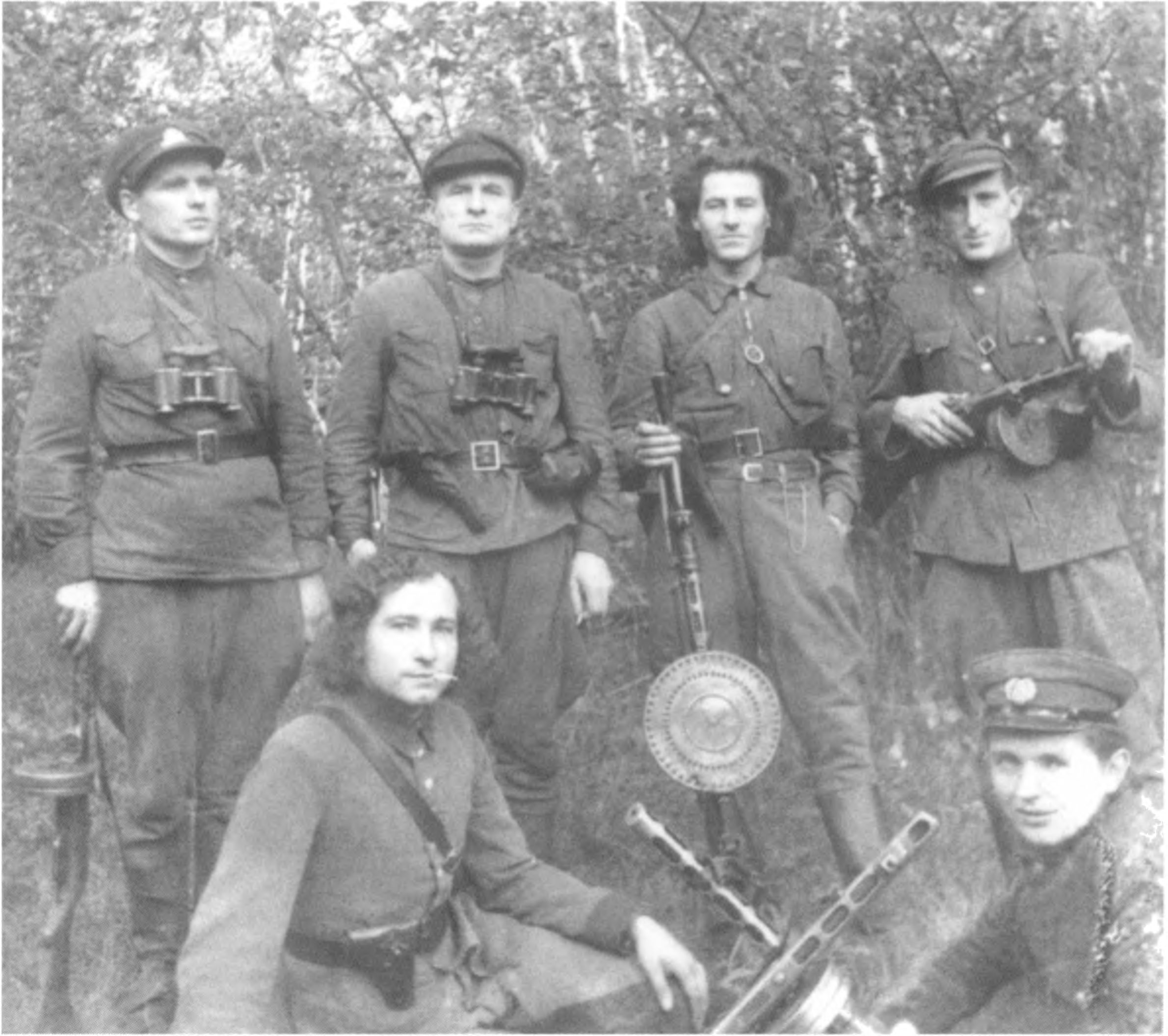 Paukštelio būrio partizanai.
