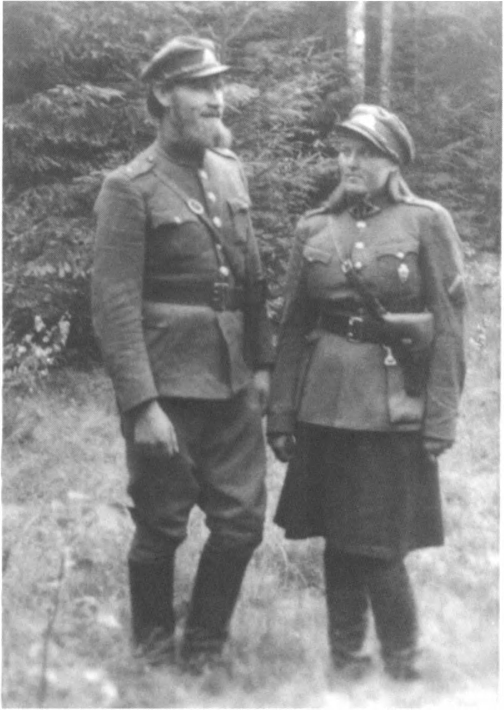  Kazys Ališauskas-Spartakas, Didžiosios Kovos apygardos B rinktinės vadas ir Vanda Jočytė-Ramunė iš Miegučių kaimo
