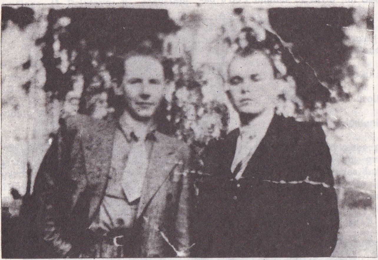 Kairėje: Kazys Gvergždys